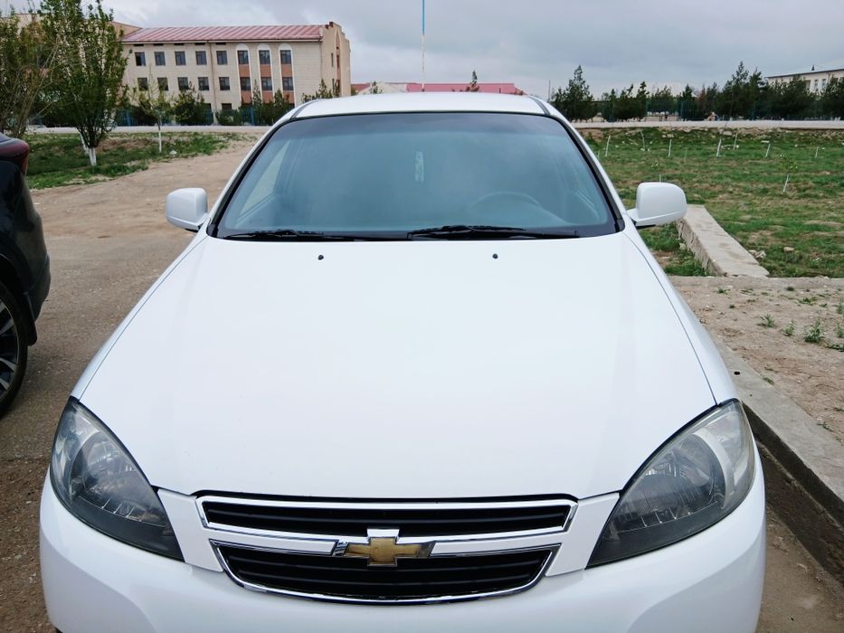 Шевролет жентра сотилади