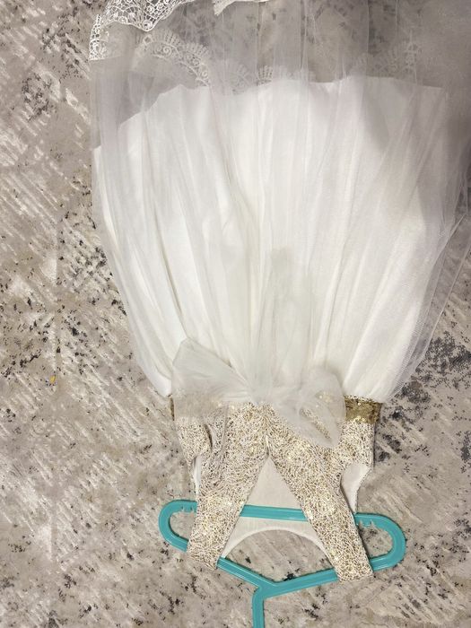 Платье праздничное