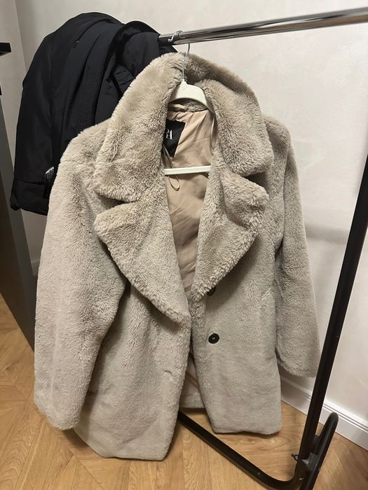 Палто на Зара размер С