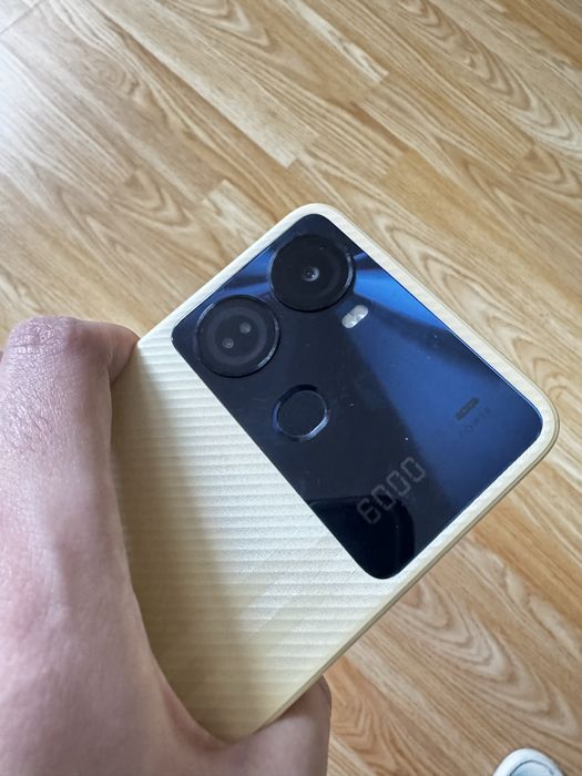 Продам смартфон