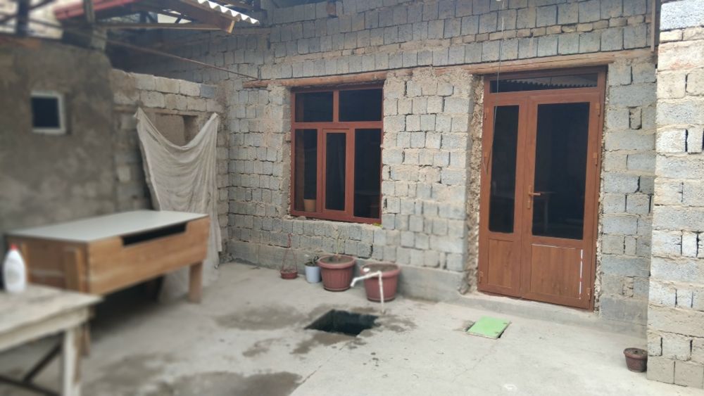 Уй сотилади Каварзор Махалла