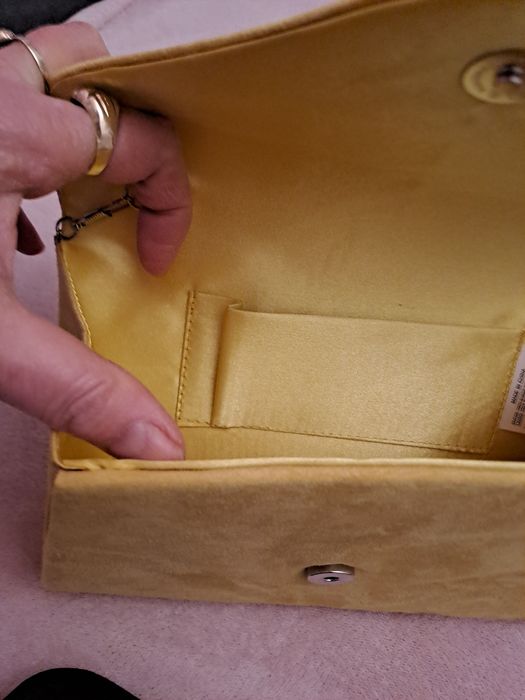 Чанти различни и колан