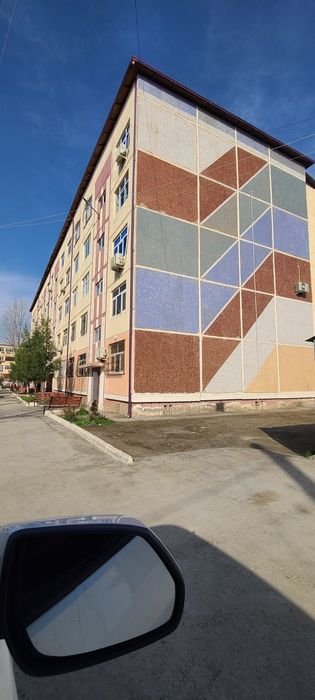 Срочна 4 хонали кв сотилади