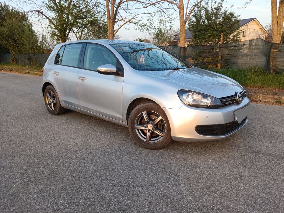 VOLKSWAGEN Golf 2011 — imagine 2