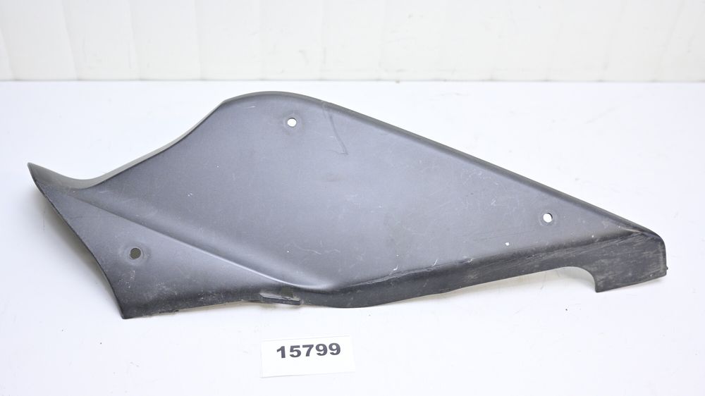 Carena Inferioara Dreapta Yamaha YZF R125 2014 - 2018