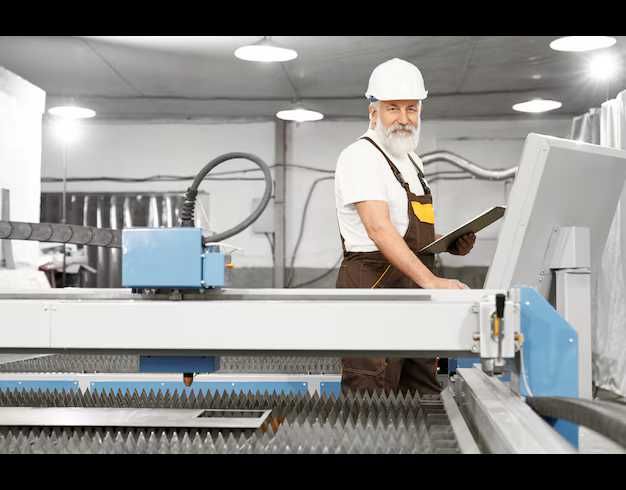 Лазерная резка  Лазерная сварка и  Лазерная чистка металла