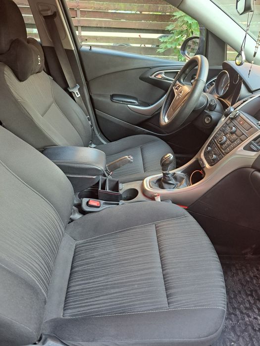 OPEL Astra 2012 — imagine 4