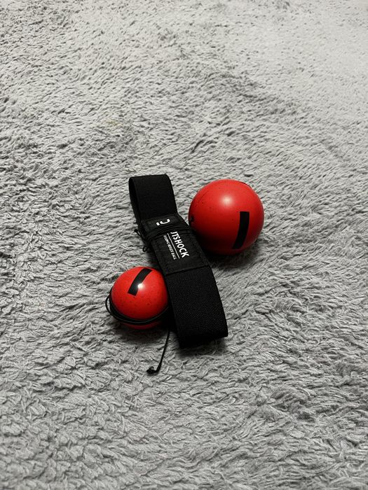 Лента за глава с топче за бокс