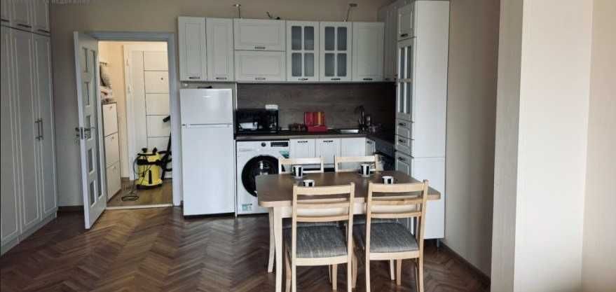 Двустаен ап. под наем Център НДК