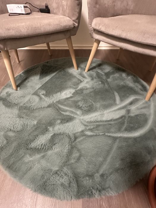 Чисто нови меки килимчета 2 броя