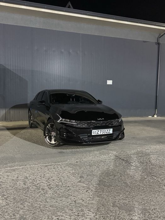 avtomobel Kia K5 GT Line