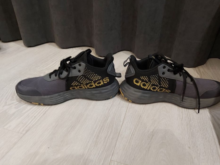 Pantofi sport Adidas Light Motion, mărimea 38