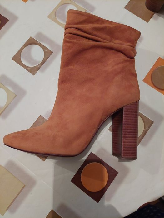 Дамски елегантни боти