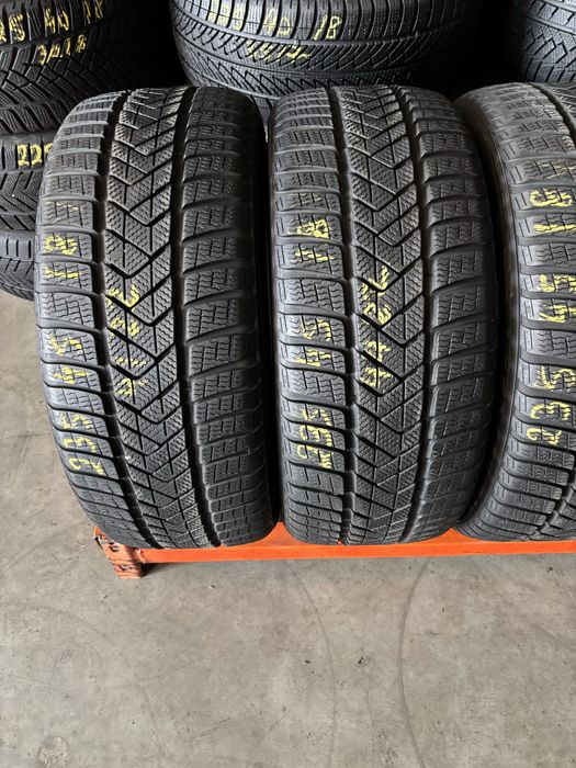 Anvelope Iarna 235/45/18 Pirelli SottoZero 3 235 45 18 R18
