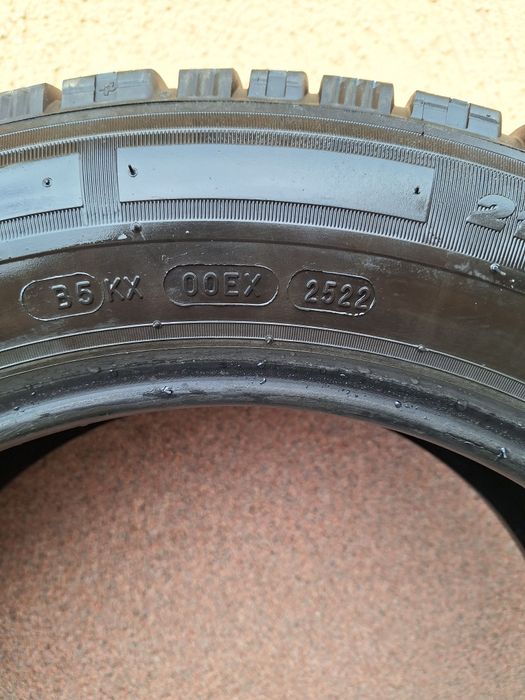 Anvelope 215 60 17  C