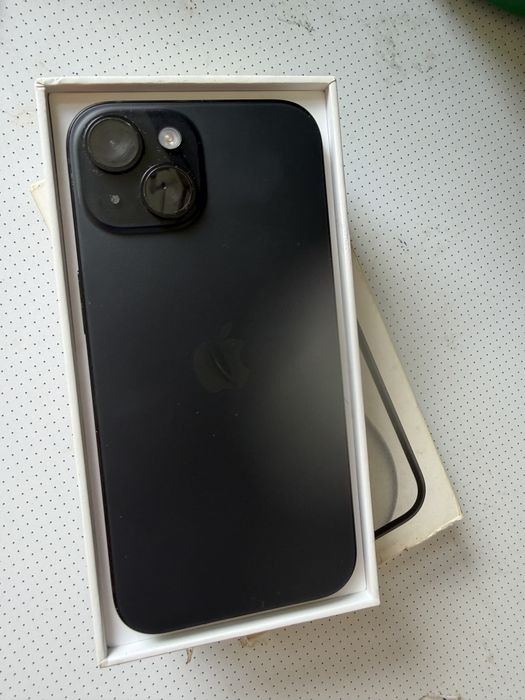 iPhone 15 в отличном состоянии