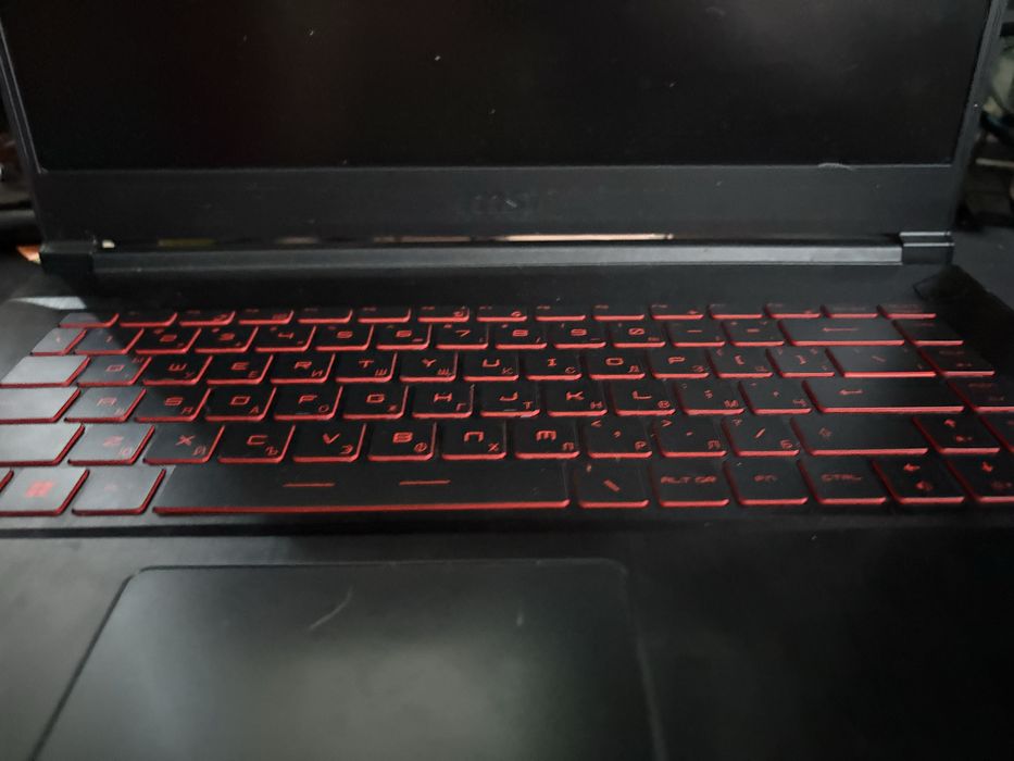 Геймърски лаптоп MSI GF63 Thin