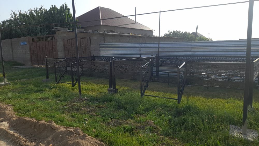 Металическая тапчан