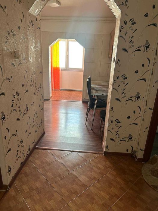 Vând apartament 3 camere, 68,82 mp utili, Găești, str. Cuza Vodă (fostă Nicolae Titulescu)
