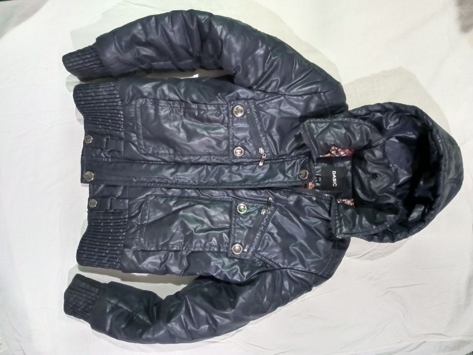 Куртки за зимние утеплённые 1 шт 50000 сум