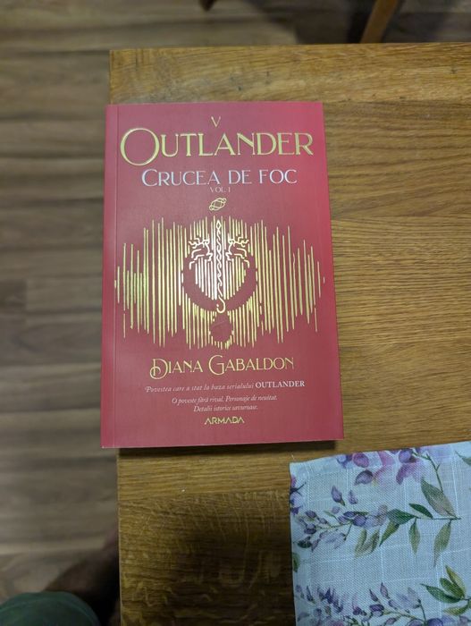 Outlander, 6 volume