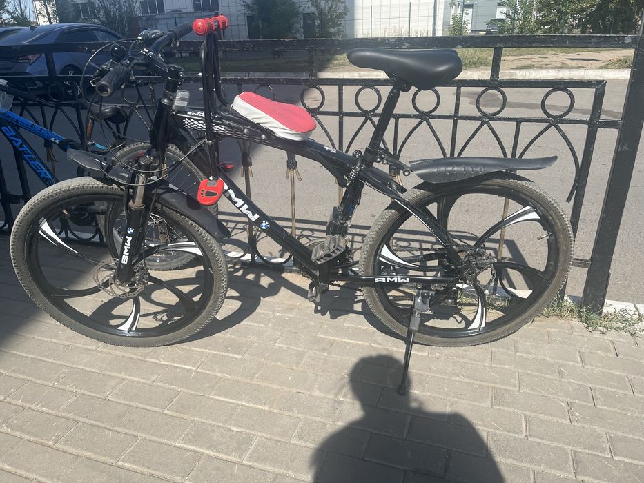 Продам велосипед бмв