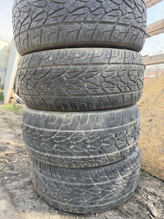 Шина на внедорожник летний