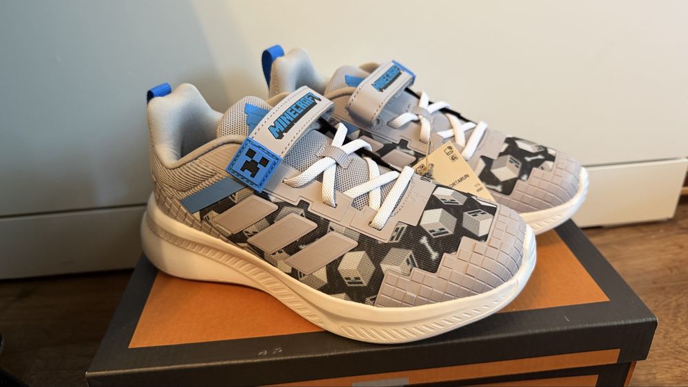 Нови оригинални детски  маратонки Адидас Майнкрафт Adidas Minecraft  с кутия