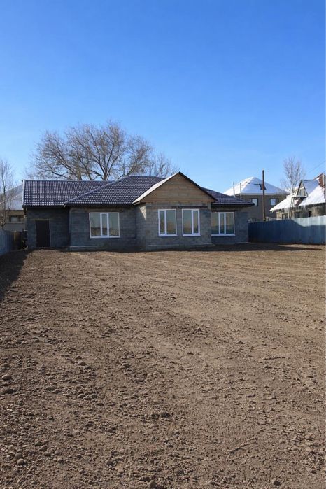 Продам частный дом ,в предчитовой  отделке