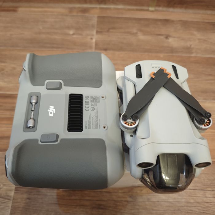 Дрон DJI mini 3 pro