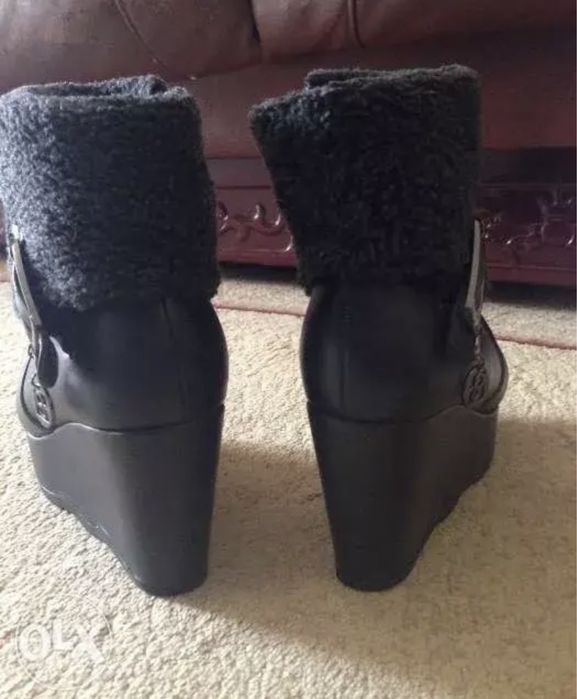 Продам полусапожки женские