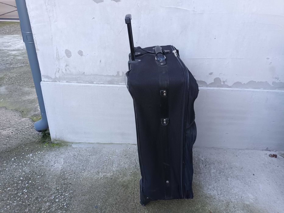 Troler American Tourister 6.3 kg | 80*50*26 cm | expandabil 30%