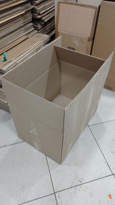 Картонные коробки для упаковки и хранения