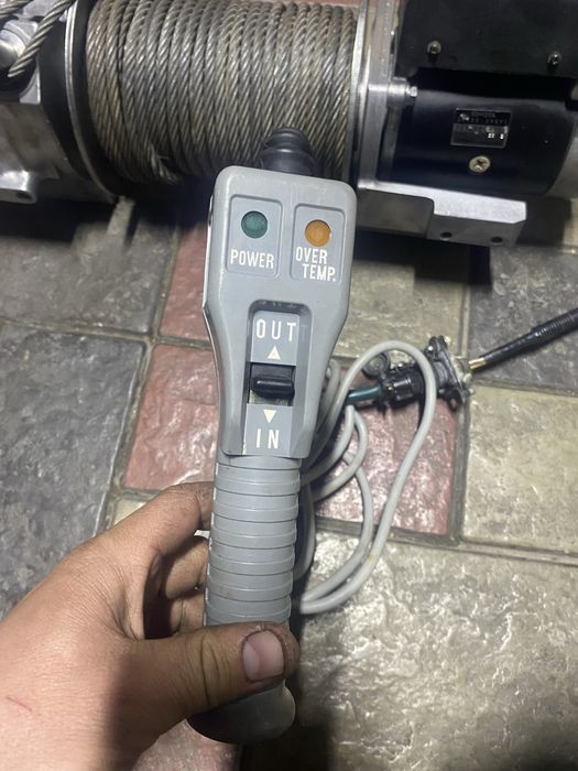 Продам лебедку тойота