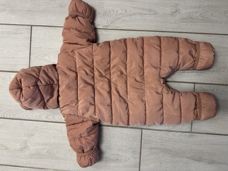 Бебешки зимвн гащеризон HM - 68размер