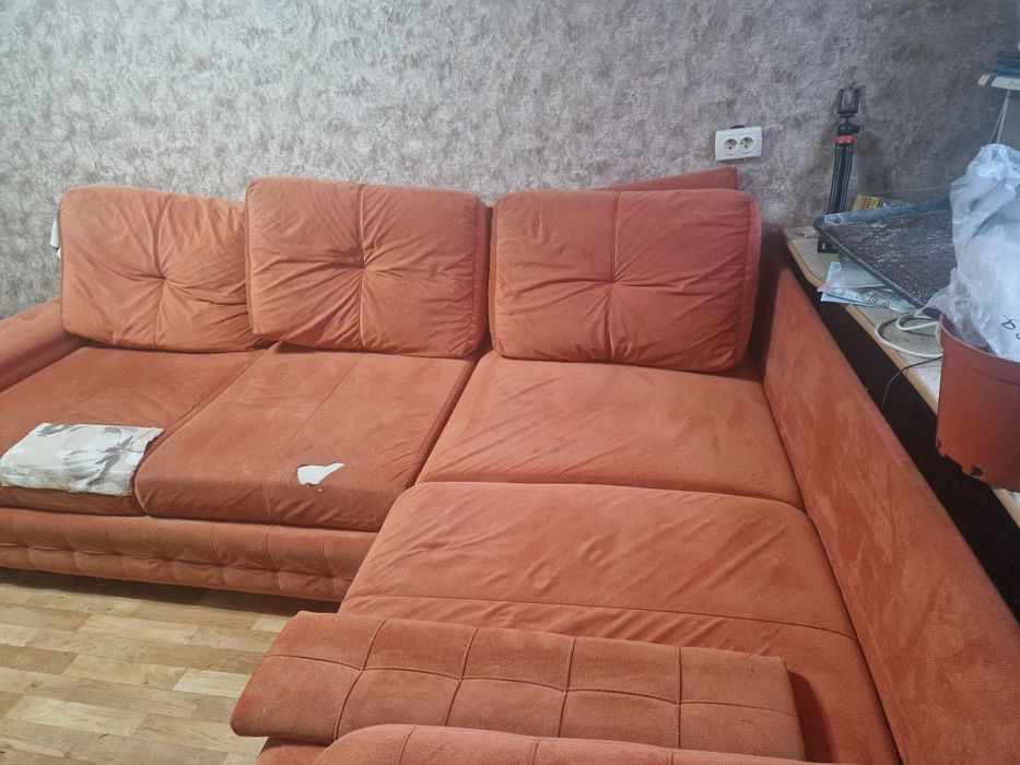 Диван б/у в хорошем состоянии