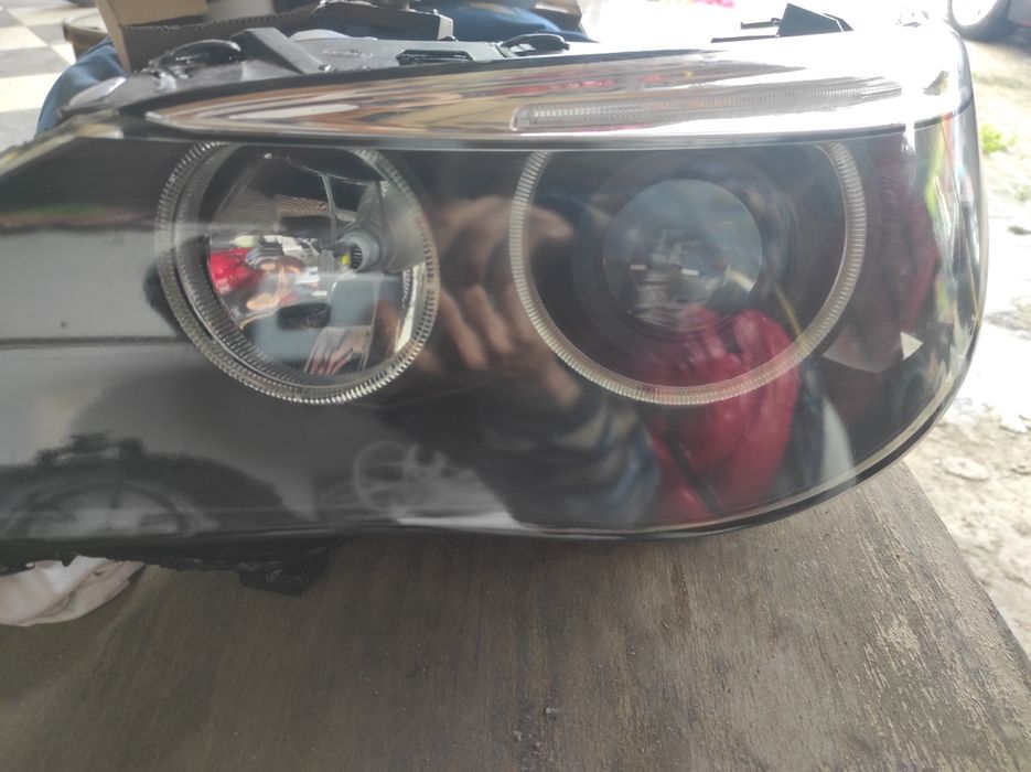 Vând Faruri BMW e60 NFL