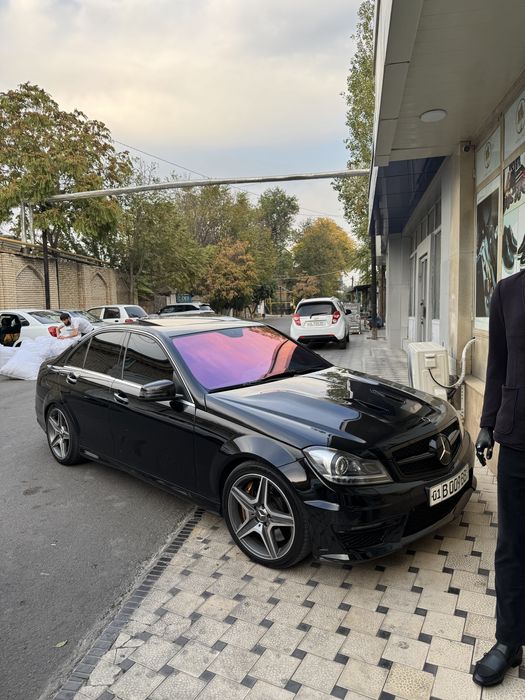 Mercedes Benz w204 5.5 M273