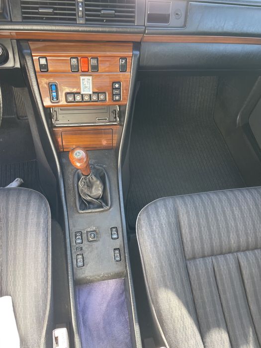 Mercedes W124 E200 1991