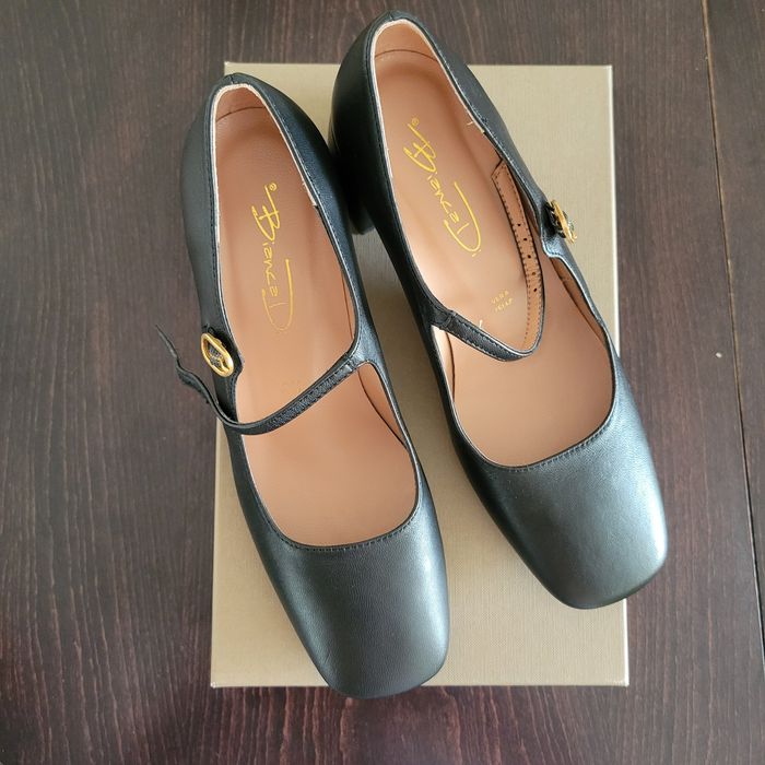 Дамски кожени обувки марка Bianki.