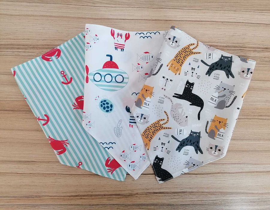 Еднолицево шалче-бандана за куче/котка в свеж принт