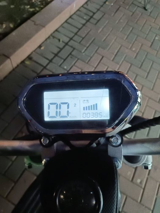 Scuter electruc ca nou