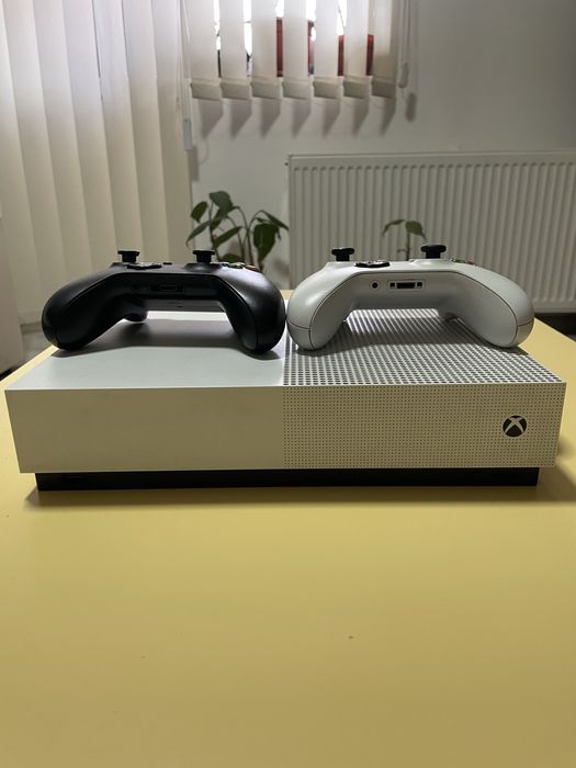 Xbox one S + Volan