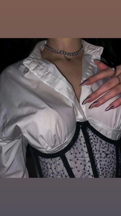 Corset cu paiete deosebit