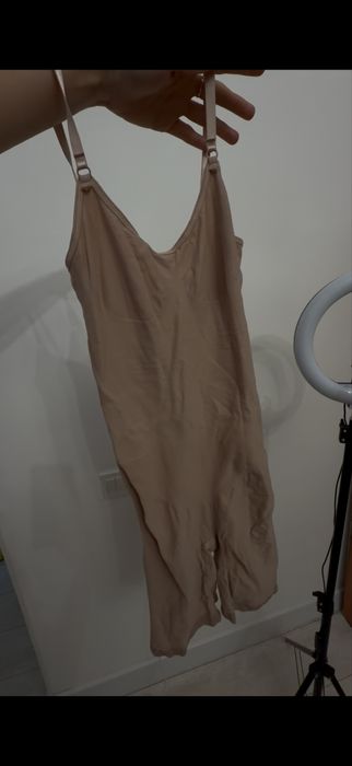 Утяжка, утягивающее белье телесного цвета