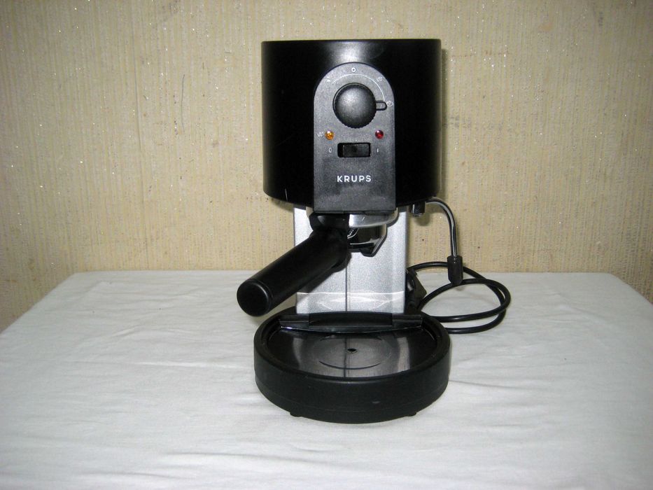 Кофе машинка KRUPS оригинал (made in France) отличном рабочим состояни