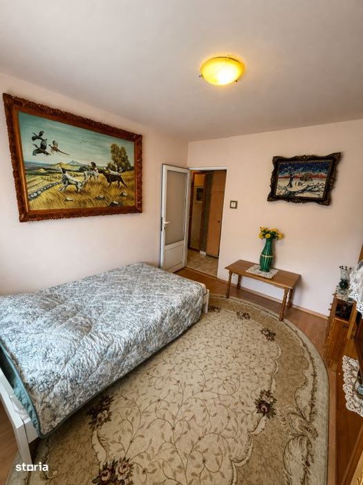 Apartament 4 camere, 80 mp, zona Central