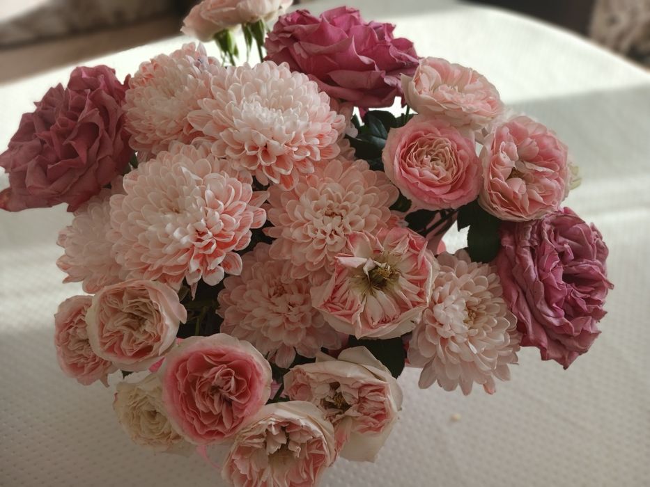 Продам букеты от 7000 до 15000 тенге