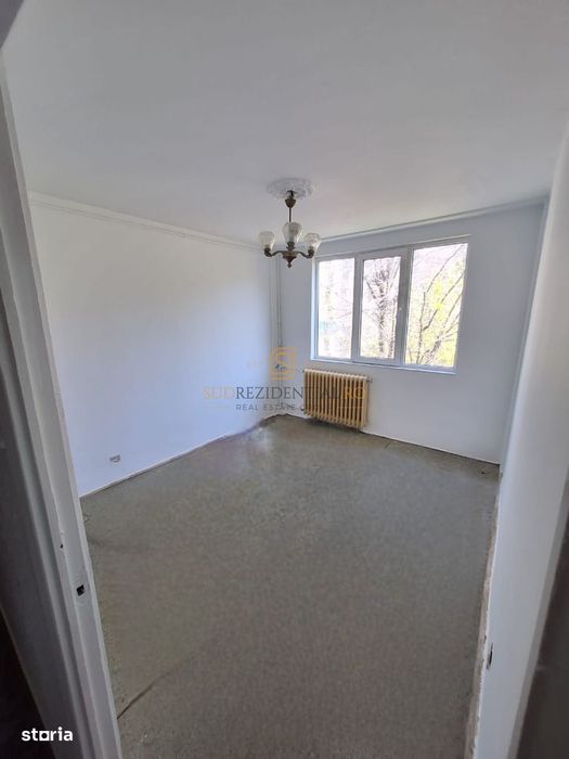 Apartament 2 camere de vanzare, Aparatorii Patriei, metrou, Sector 4