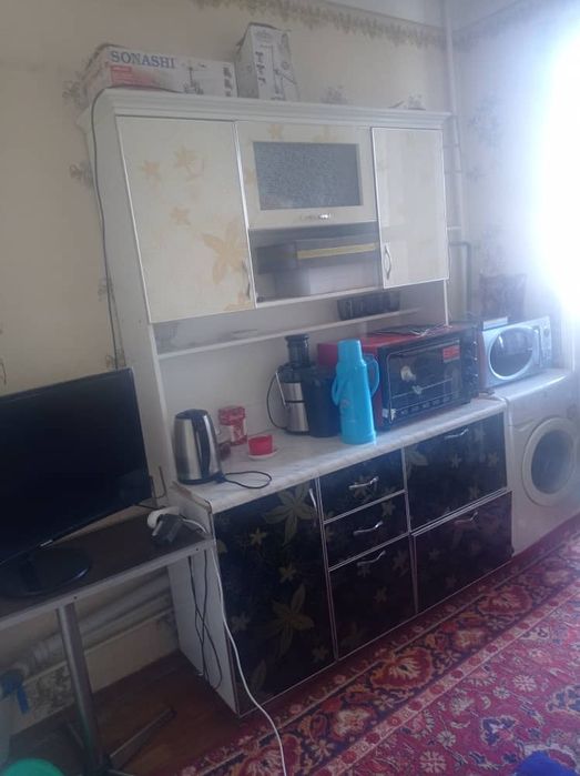 Срочно квртира сотилади